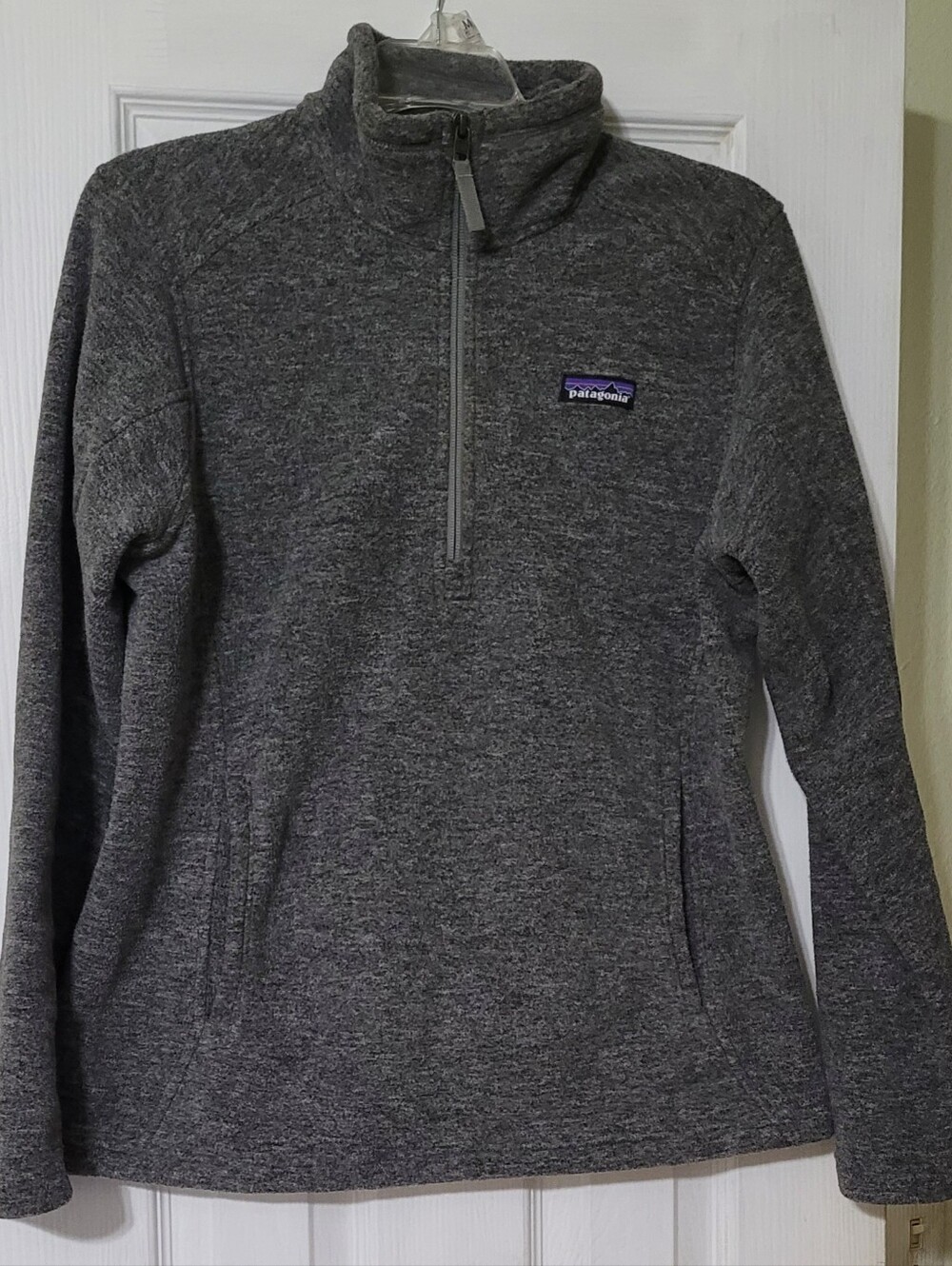 Patagonia Women’s Gray Half-Zip Fleece Pullover